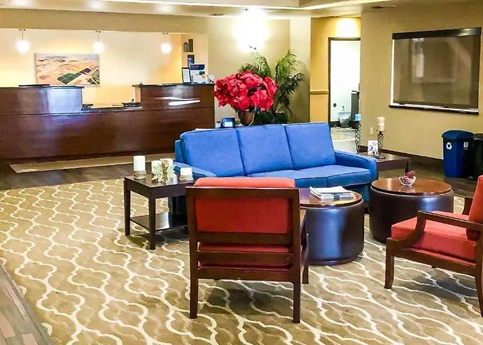 Hotel Comfort And I-8 4*