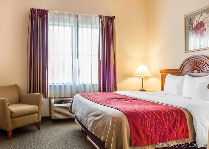 Comfort And I-8 Hotel Yuma